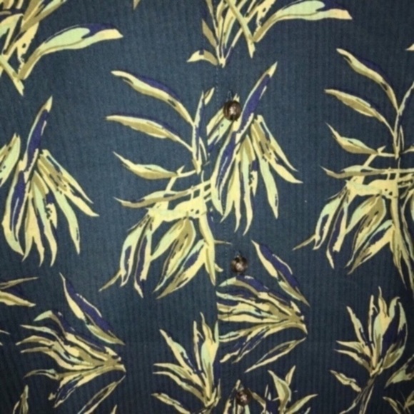 Goodfellow Palm Button Down - Picture 4 of 5